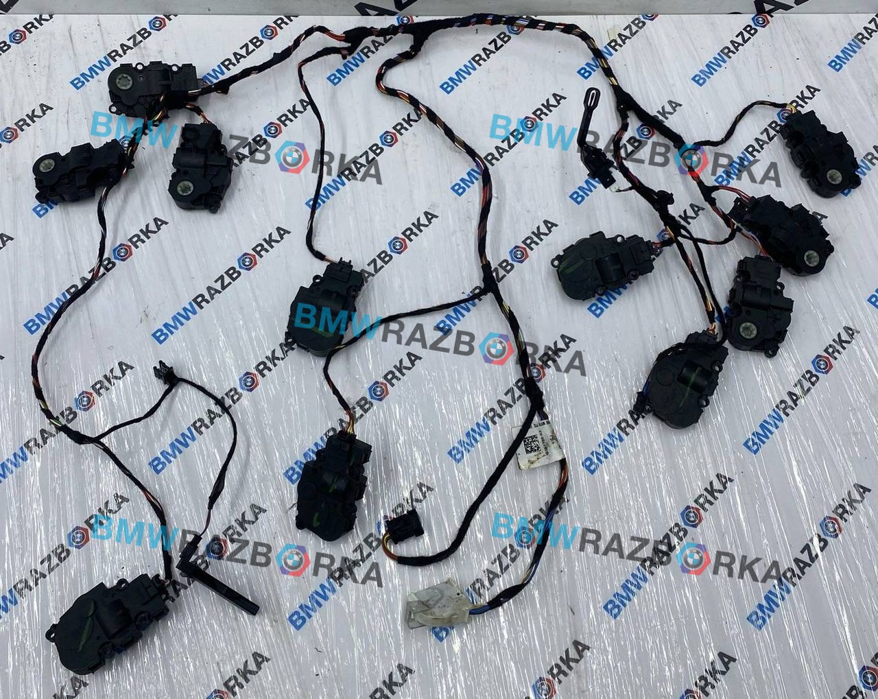 моторчик заслонки печки BMW X6 G06 2020, 3.0 л., B57 D30 B, дизель, АКПП, с27, внедорожник 5 дв., полный привод, 9361700