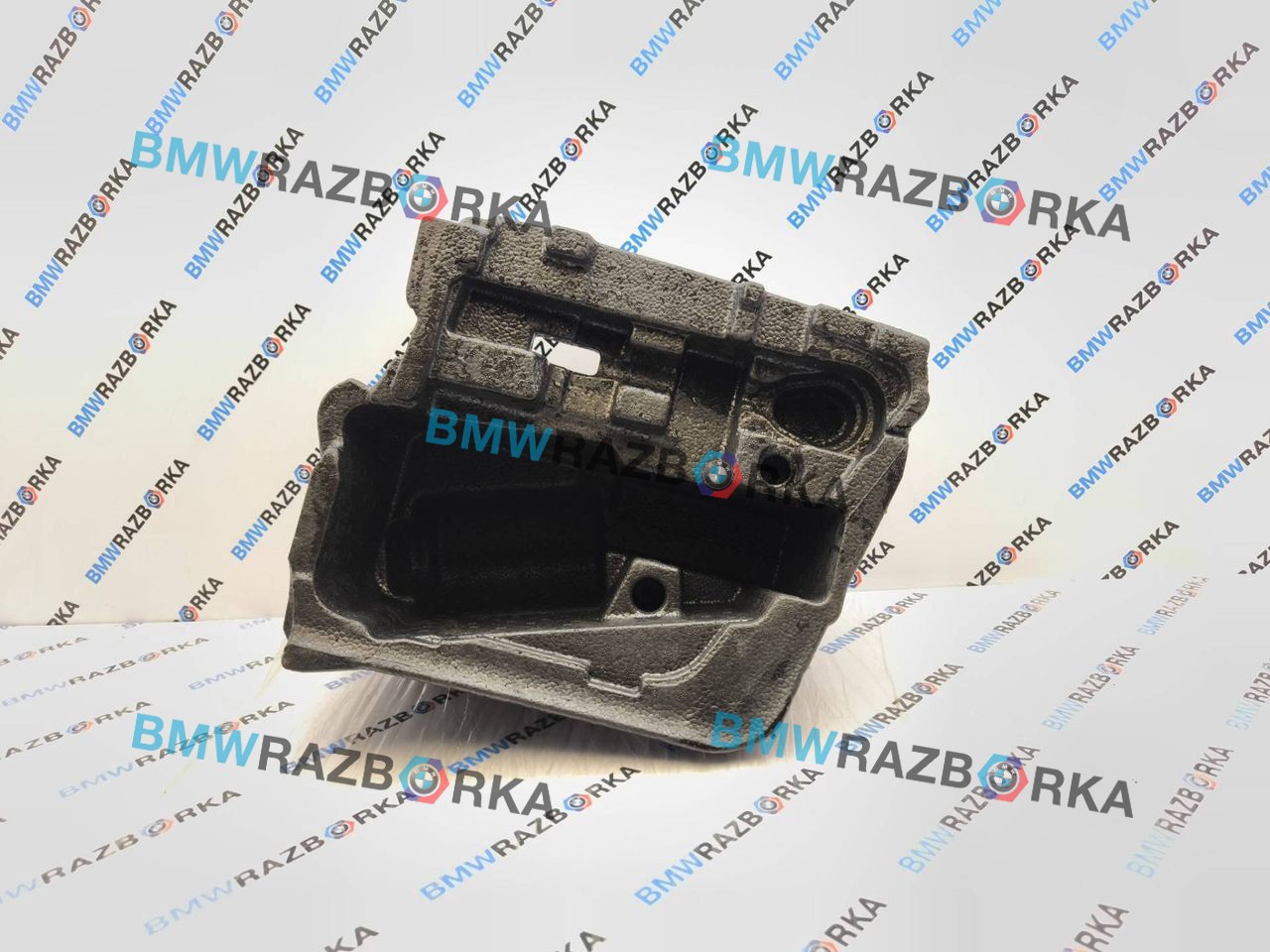 пенопласт багажного отделения BMW 8 серия G14/G15 [рестайлинг] G16 2023, 3.0 л., бензин, 475, седан, задний привод, 6876980, 71106876980