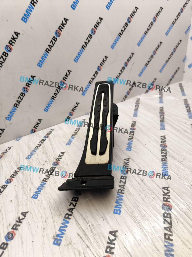 педаль BMW M2 G87 2024, 3.0 л., S58B30A, бензин, АКПП, купе, задний привод, 6889820