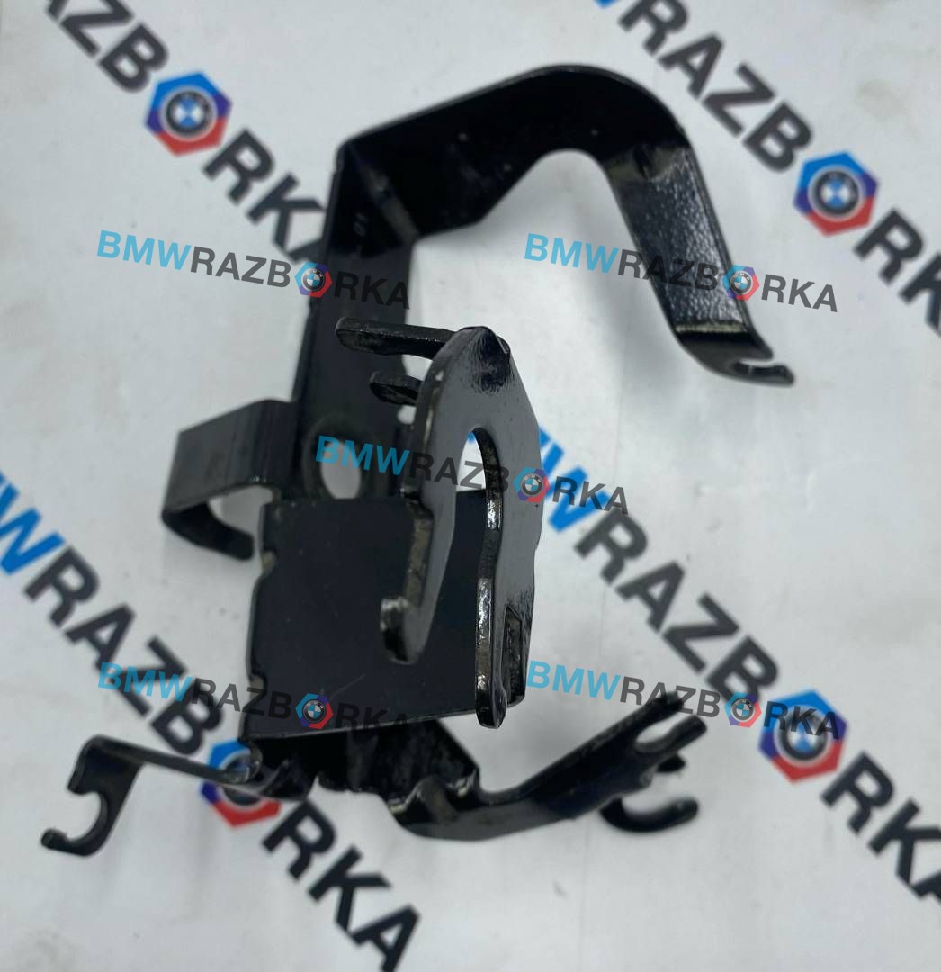 держатель тормозного шланга BMW M3 G80/G81 G80 2023, 3.0 л., S58B30A, бензин, АКПП, c4p, седан, задний привод, правый руль, 8095703