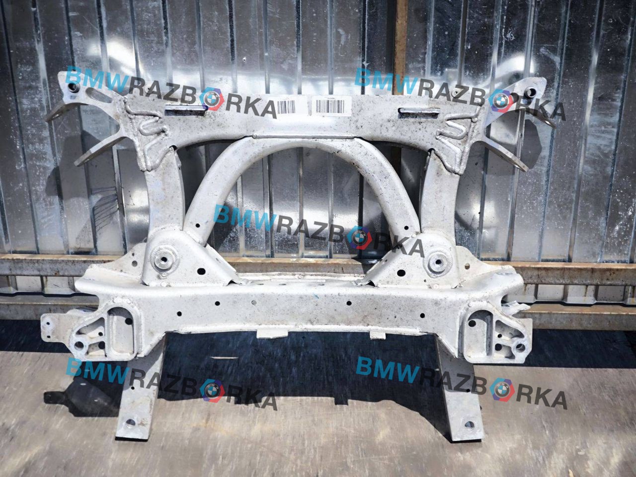 балка подвески передняя (подрамник) BMW i3 L01 [рестайлинг] I01 2018, электро, c32, задний привод, 6852507, 6862501