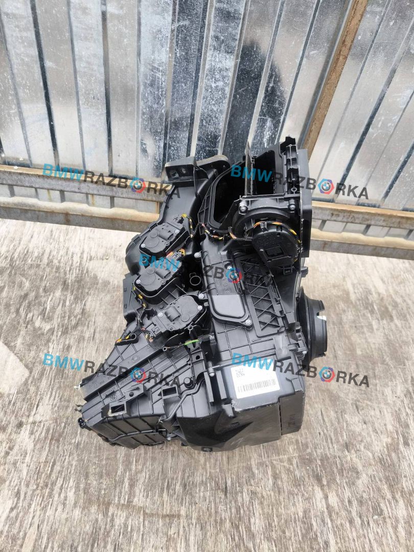 отопитель в сборе (печка) BMW i3 L01 [рестайлинг] I01 2018, электро, c32, задний привод, 9383124