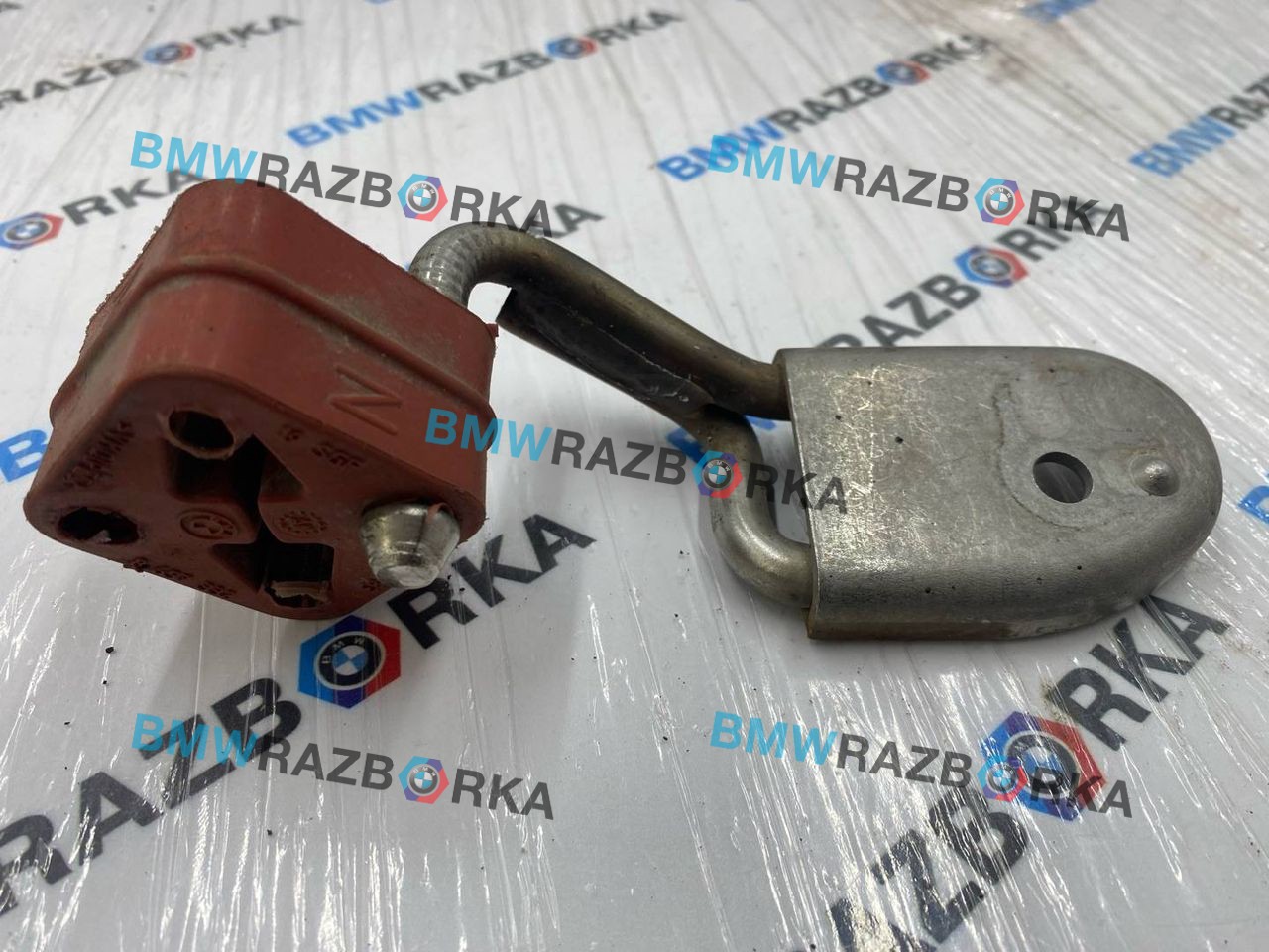кронштейн глушителя BMW M3 G80/G81 G80 2023, 3.0 л., S58B30A, бензин, АКПП, c4p, седан, задний привод, правый руль, 8657332