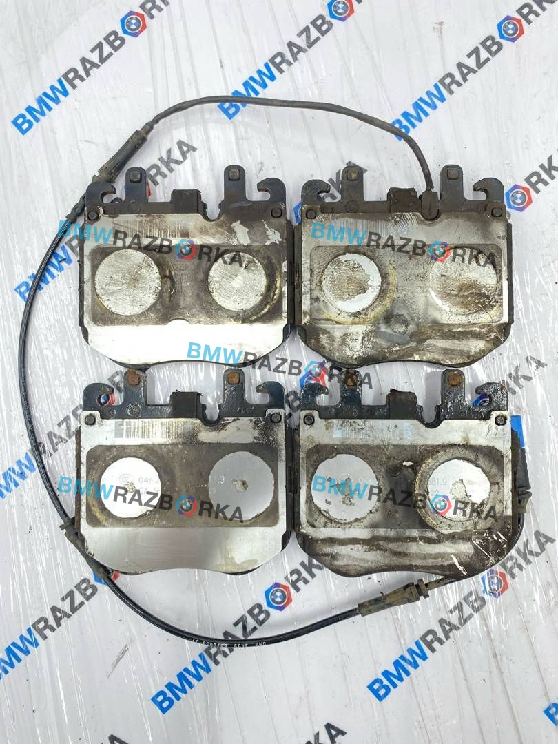 тормозные колодки BMW X5 G05 2022, 3.0 л., B57 D30 B, дизель, 416, внедорожник 5 дв., полный привод