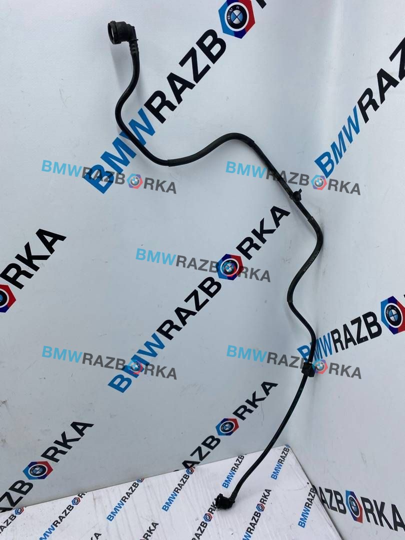 патрубок расширительного бачка BMW i8 I12 [рестайлинг] I12 2017, 1.5 л., B38 K15 A, бензин, купе, полный привод, 7640830