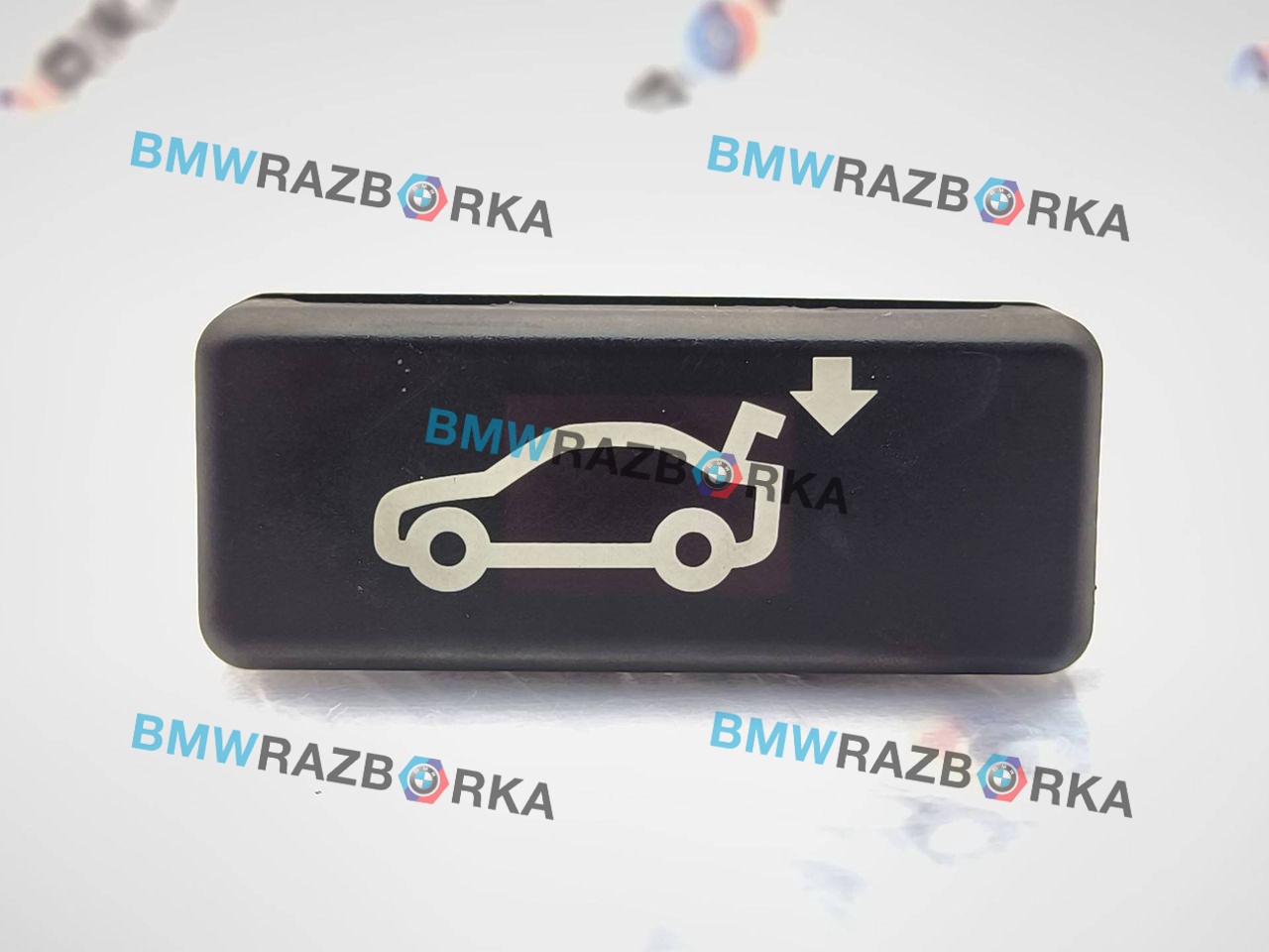 кнопка открытия багажника BMW X6 E71 [рестайлинг] E71 2012, 3.0 л., N57 D30 C, дизель, АКПП, 475, внедорожник 5 дв., полный привод, 8375580