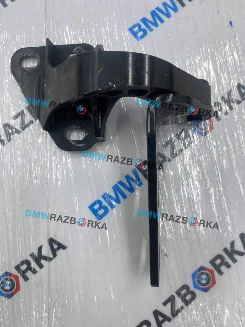 петля крышки багажника BMW i8 I12 [рестайлинг] I12 2017, 1.5 л., B38 K15 A, бензин, купе, полный привод, 7336400