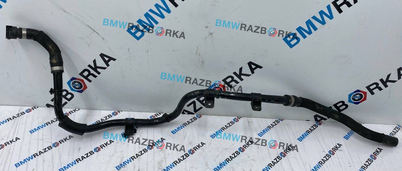 патрубок радиатора BMW i8 I12 [рестайлинг] I12 2017, 1.5 л., B38 K15 A, бензин, купе, полный привод, 17127640843, 7640843