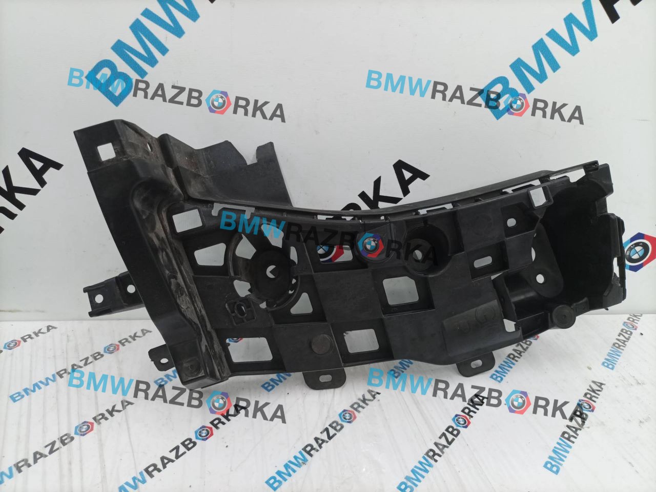 Крепление бампера заднего BMW X7 G07 [рестайлинг] G07 2023, 3.0 л., бензин, АКПП, внедорожник 5 дв., 7420666