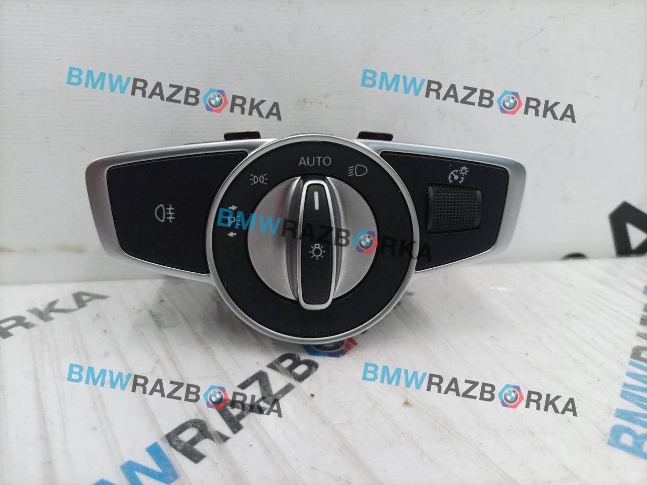 блок управления светом Mercedes-Benz V-Класс W447 [рестайлинг] W447 2024, 2.0 л., OM 654.920, дизель, АКПП, черный обсидиан металлик mb 9197, микроавтобус, задний привод, A2059051810, 2059051810