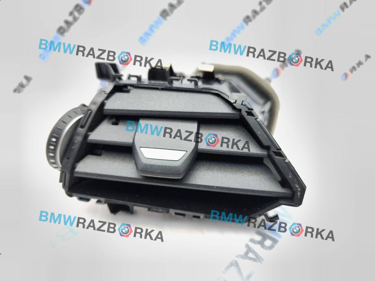 дефлектор обдува салона BMW M2 G87 2023, 3.0 л., S58B30A, бензин, МКПП, купе, задний привод, 5A3B8D9