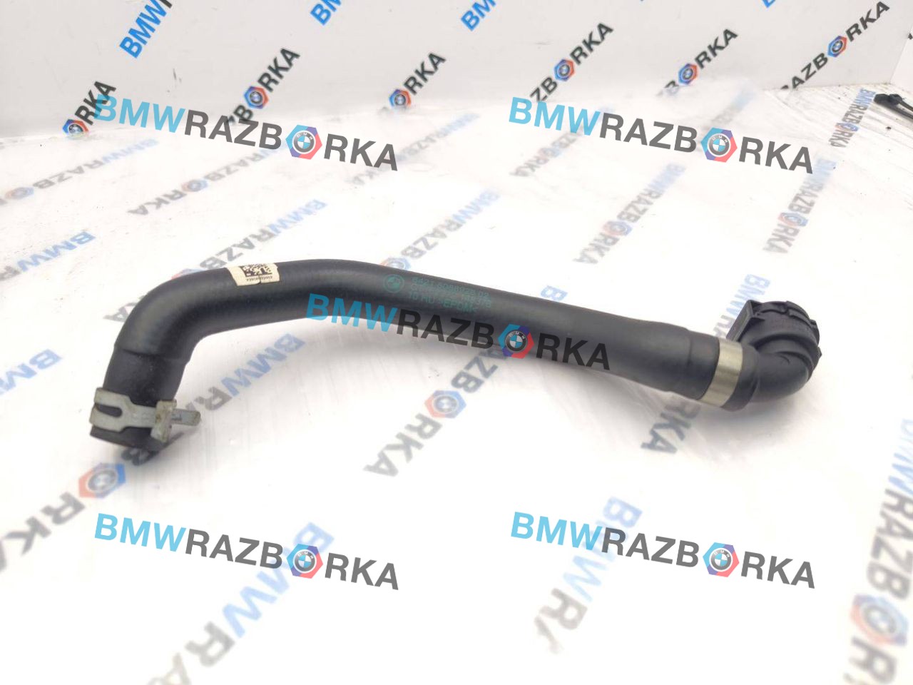 патрубок радиатора BMW M4 G82/G83 G82 2023, 3.0 л., S58B30A, бензин, купе, полный привод, 8088928, 64218088928