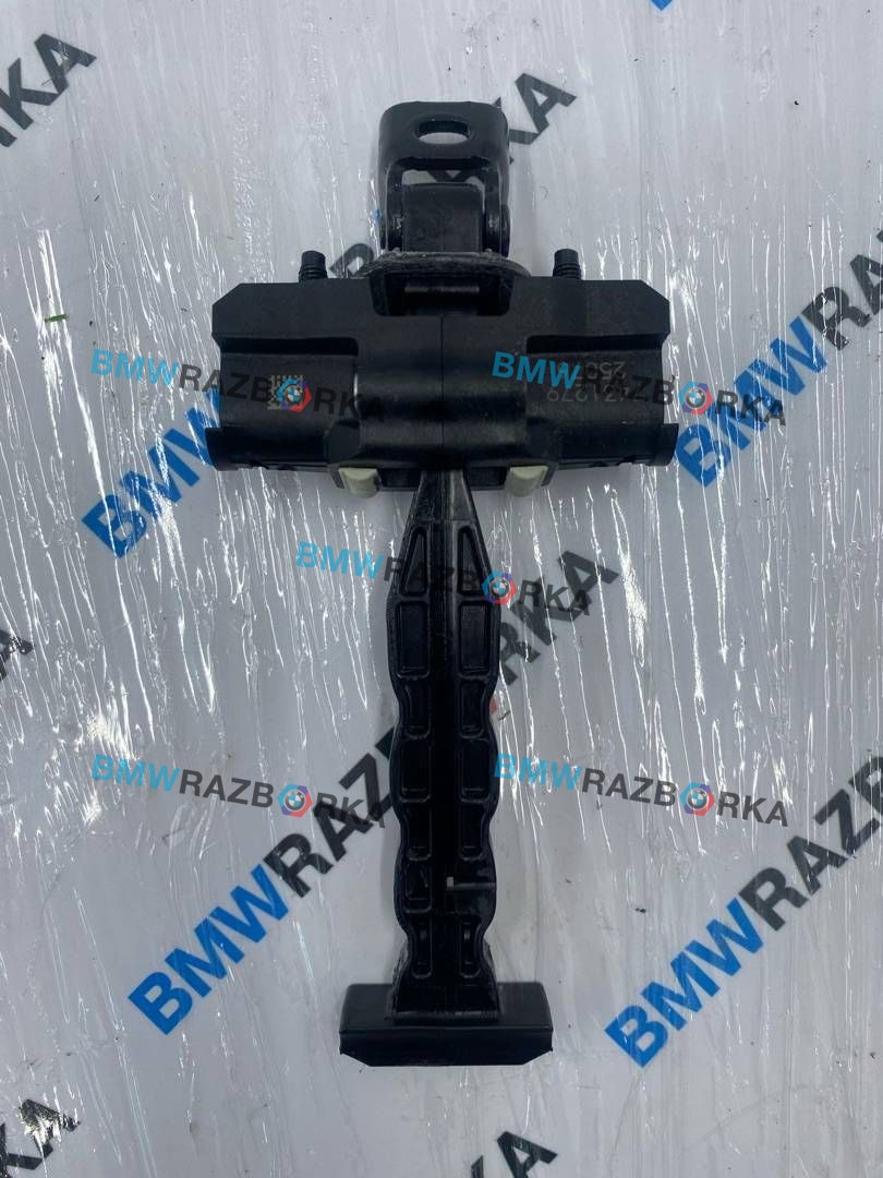 ограничитель открывания двери BMW X5 G05 [рестайлинг] G05 2025, 3.0 л., B57 D30 B, дизель, АКПП, a96, внедорожник 5 дв., полный привод, 7431279