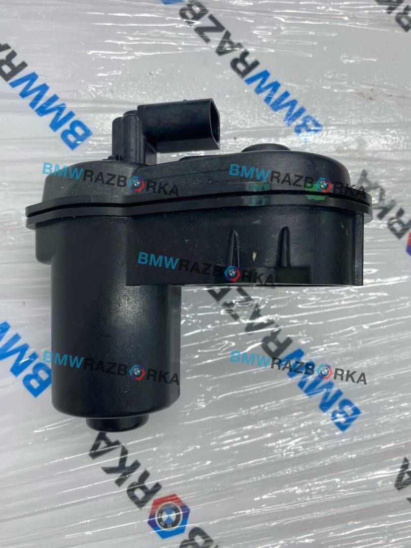 электроручник BMW X5 G05 [рестайлинг] G05 2025, 3.0 л., B57 D30 B, дизель, АКПП, a96, внедорожник 5 дв., полный привод, 34216870567, 6870567