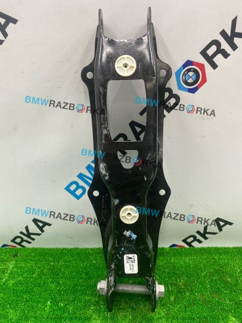 рычаг задний BMW X5 G05 [рестайлинг] G05 2025, 3.0 л., B57 D30 B, дизель, АКПП, a96, внедорожник 5 дв., полный привод, 6878031, 33306878031