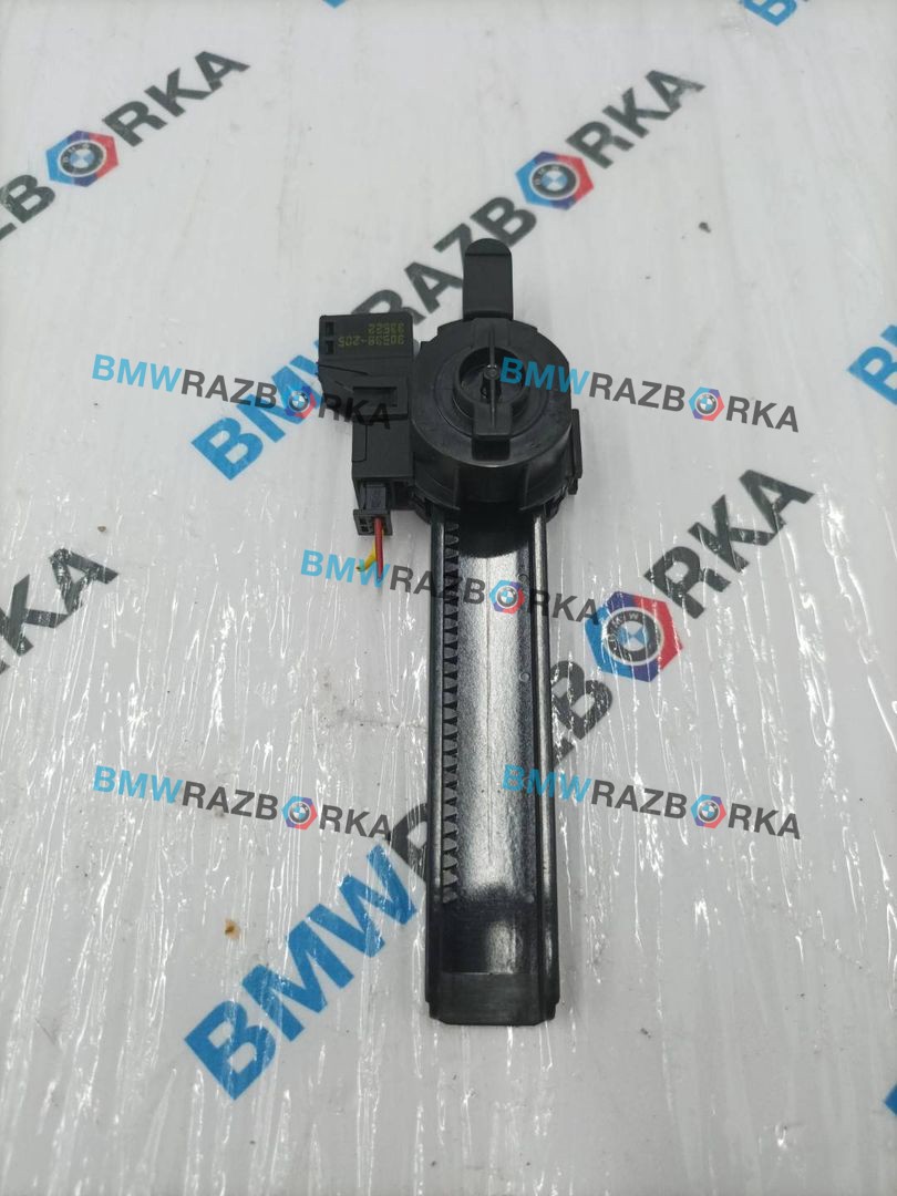 петля бардачка BMW X5 G05 [рестайлинг] G05 2023, 3.0 л., B58B30, бензин, 475, полный привод, 9472101