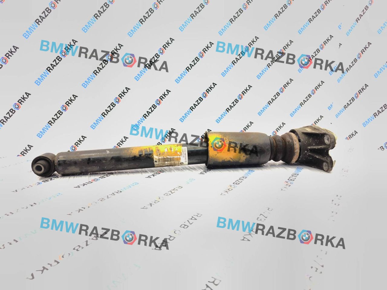 амортизатор задний правый BMW 4 серия F32/F33 F33 2016, 3.0 л., B58B30, бензин, АКПП, 475, кабриолет, задний привод, 33526873767, 6873767