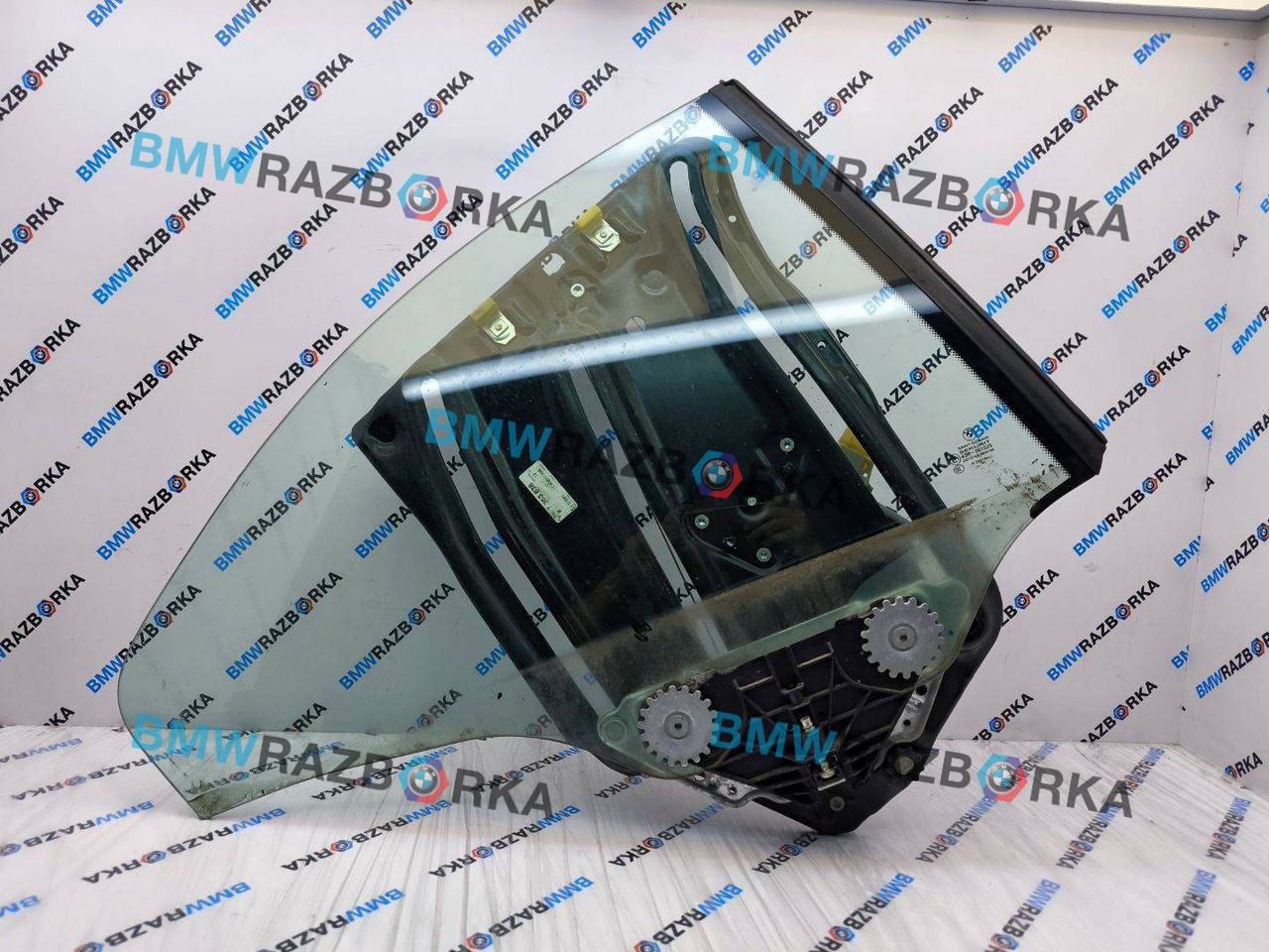 стекло кузовное боковое правое BMW 4 серия F32/F33 F33 2016, 3.0 л., B58B30, бензин, АКПП, 475, кабриолет, задний привод