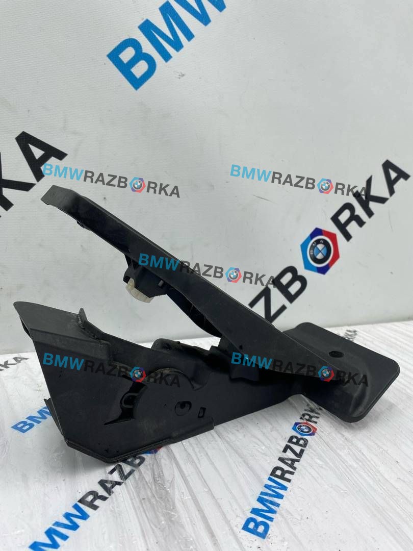 педаль BMW X5 G05 2021, 3.0 л., бензин, АКПП, с27, внедорожник 5 дв., полный привод, правый руль, 6889820