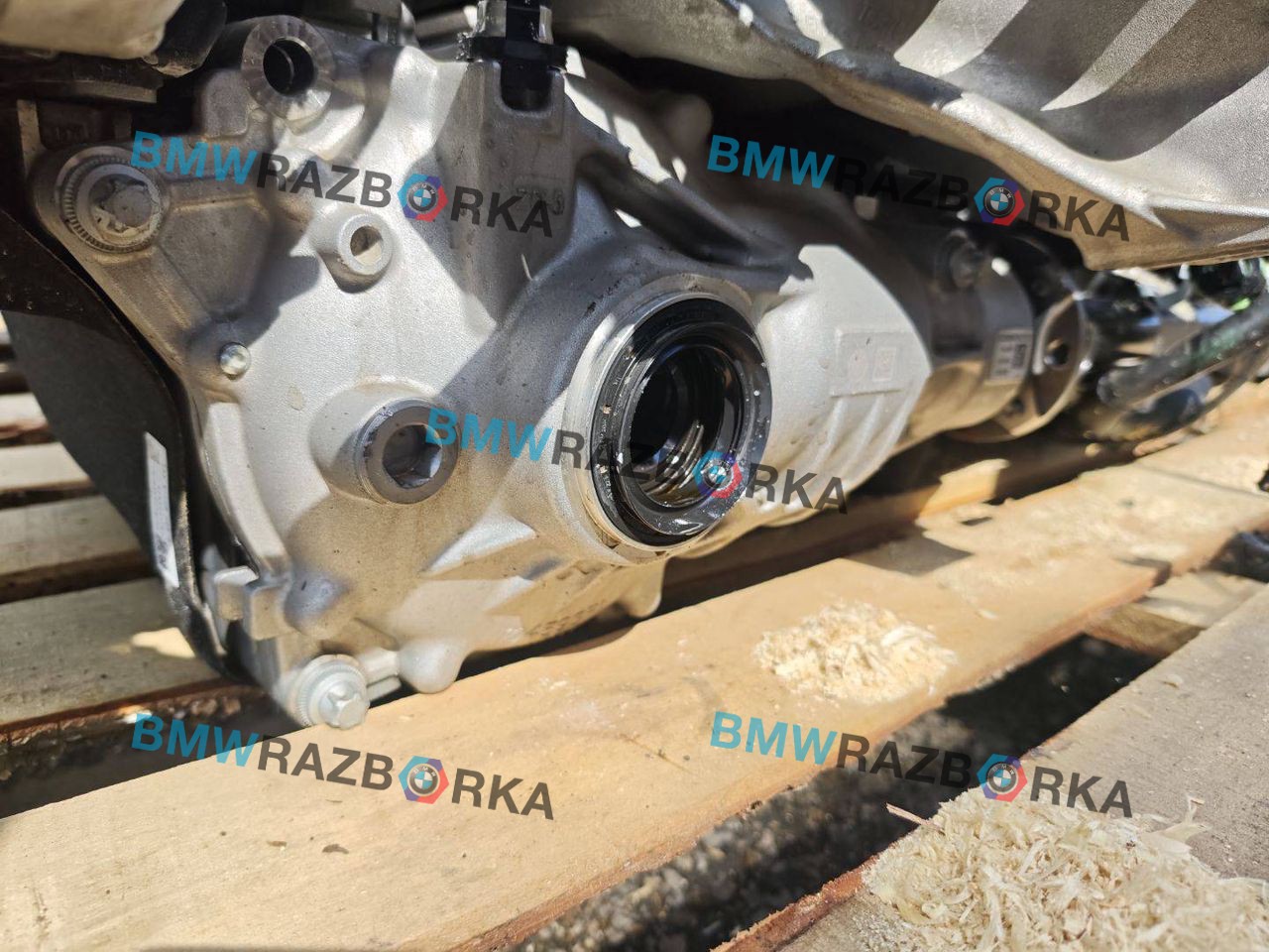 редуктор переднего моста BMW X5 G05 [рестайлинг] G05 2025, 3.0 л., B57 D30 B, дизель, АКПП, a96, внедорожник 5 дв., полный привод, 8850595