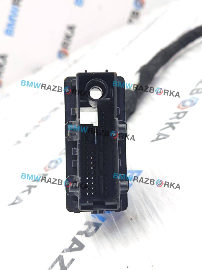 разъем (фишка) проводки BMW 4 серия F32/F33 F33 2016, 3.0 л., B58B30, бензин, АКПП, 475, кабриолет, задний привод, 9221027