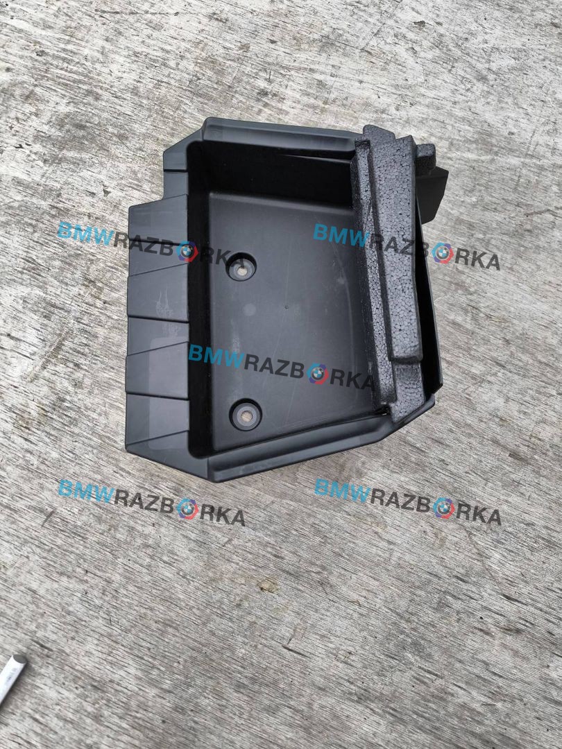 вещевое отделение в багажнике правое BMW M4 G82/G83 G82 2023, 3.0 л., S58B30A, бензин, купе, полный привод, 7451292, 7454196
