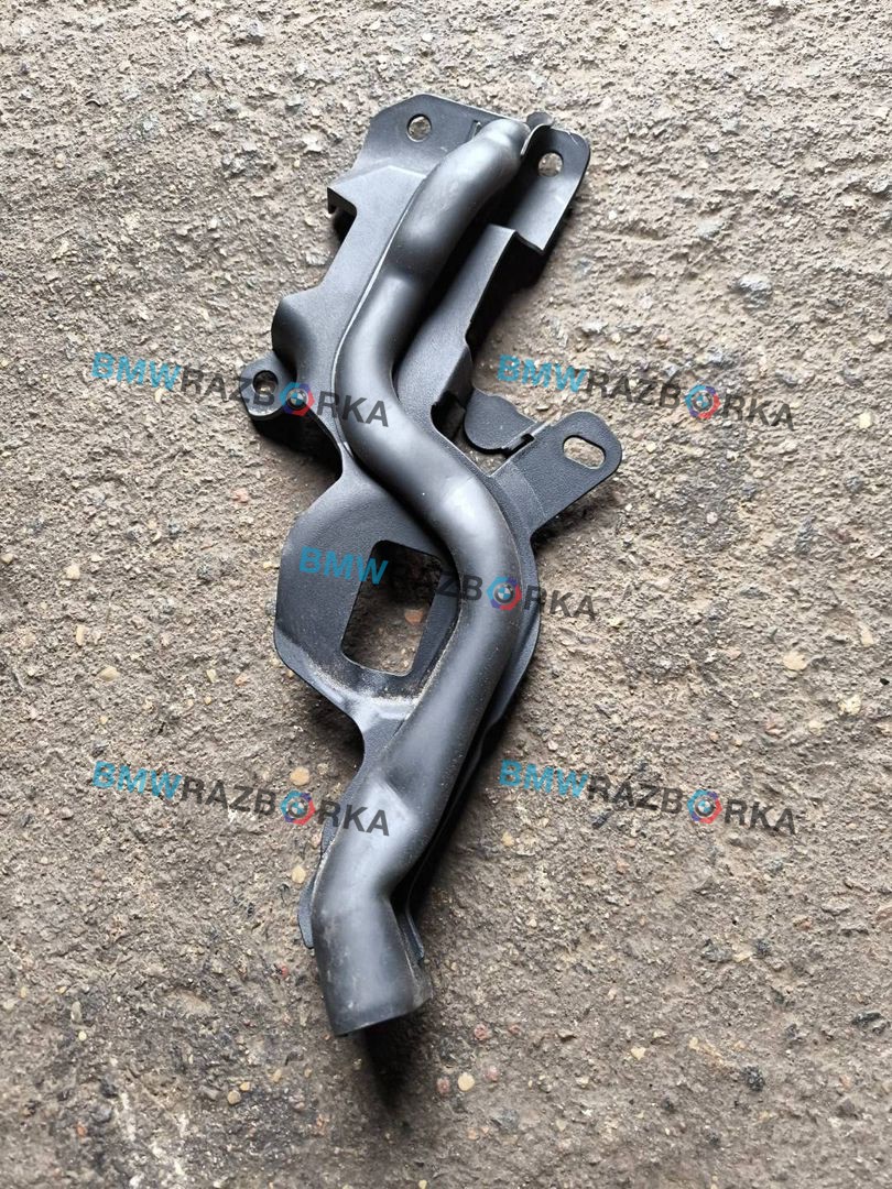 уплотнитель подкапотного пространства BMW M4 G82/G83 G82 2023, 3.0 л., S58B30A, бензин, купе, полный привод, 8075016