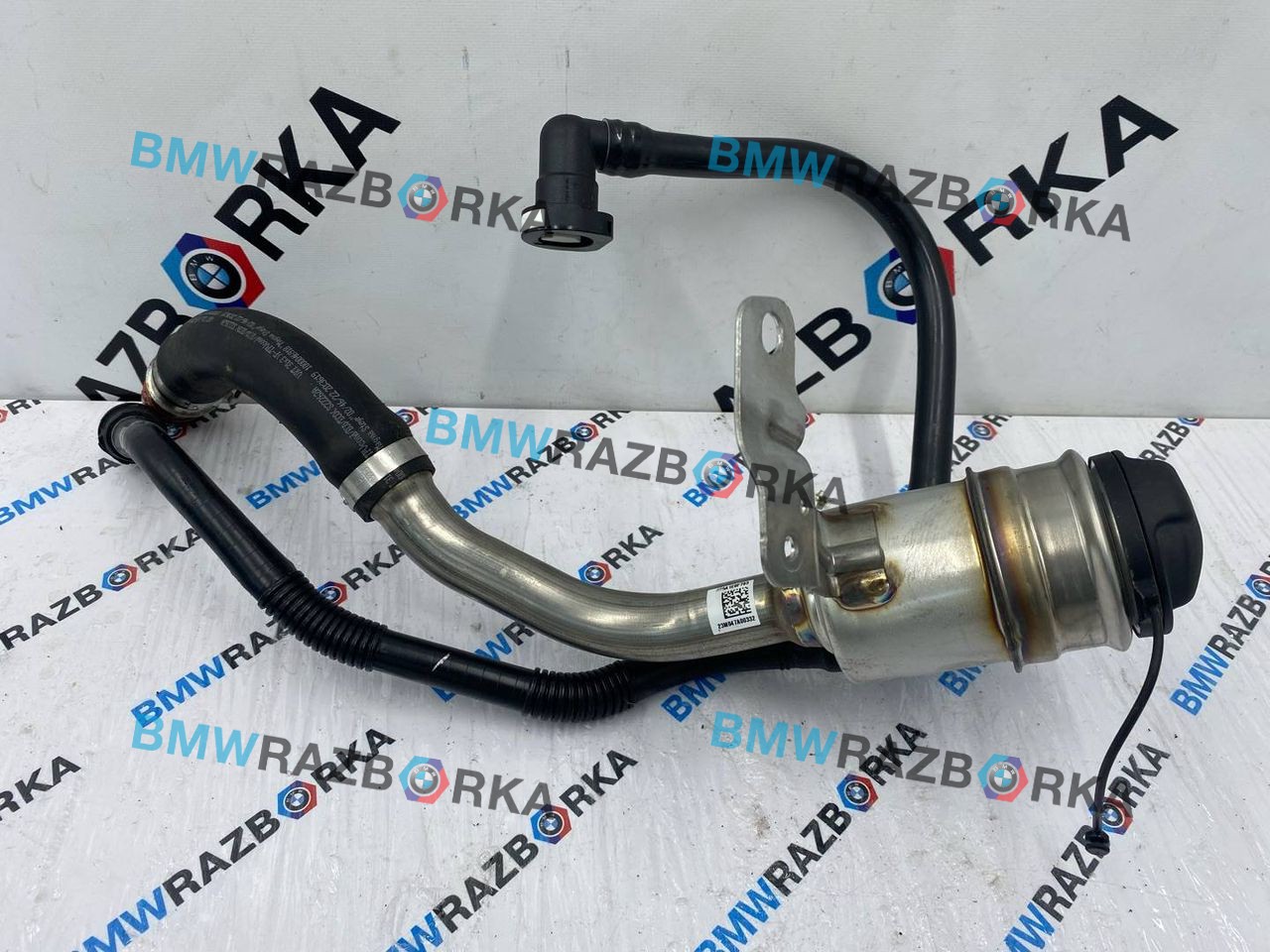 горловина топливного бака BMW X5 G05 [рестайлинг] G05 2023, 3.0 л., B58B30, бензин, 475, полный привод, 5A1E0F7