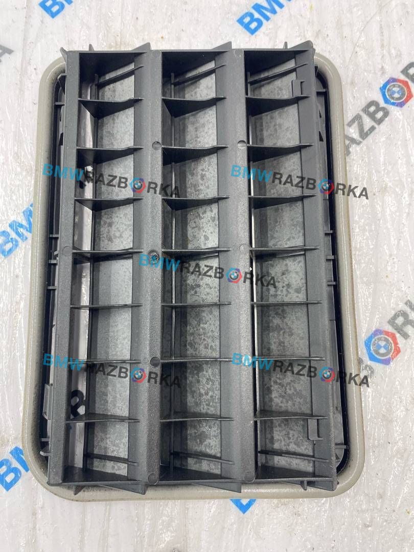 Наружная вентиляционная решетка BMW X7 G07 2019, 3.0 л., B57 D30 C, дизель, АКПП, 475, внедорожник 5 дв., полный привод, 9176945, 64226176945