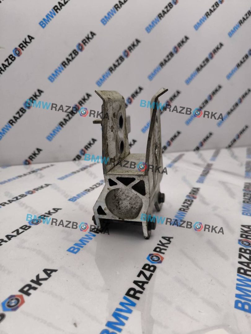 кронштейн радиатора BMW M3 G80/G81 G80 2023, 3.0 л., S58B30A, бензин, АКПП, c4g, седан, полный привод, правый руль, 8071633