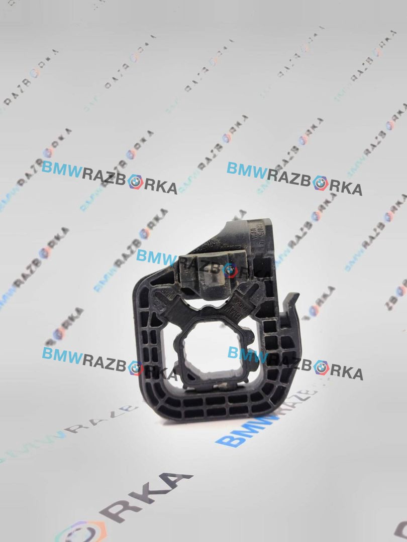 подушка радиатора BMW M3 G80/G81 G80 2023, 3.0 л., S58B30A, бензин, АКПП, c4g, седан, полный привод, правый руль, 9895623