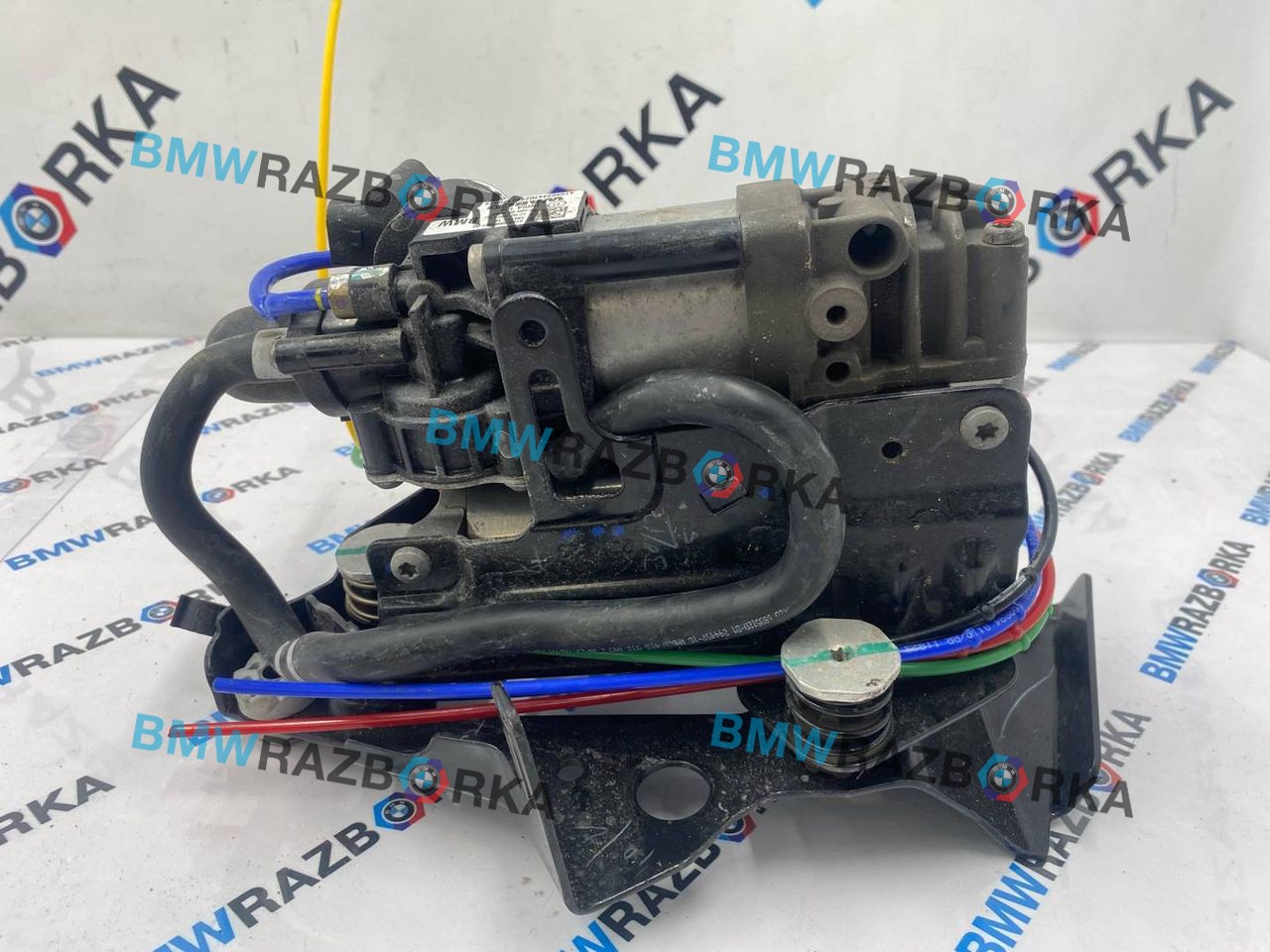 компрессор пневмоподвески BMW i7 G70/G71 2024, электро, АКПП, c3z, седан, задний привод, правый руль, 37206895101, 6895101
