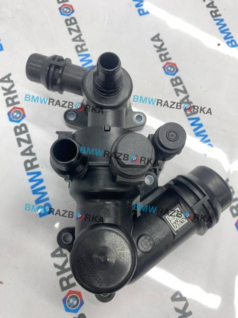 корпус термостата BMW X7 G07 [рестайлинг] G07 2024, 4.0 л., дизель, АКПП, 416, внедорожник 5 дв., полный привод, 8596115