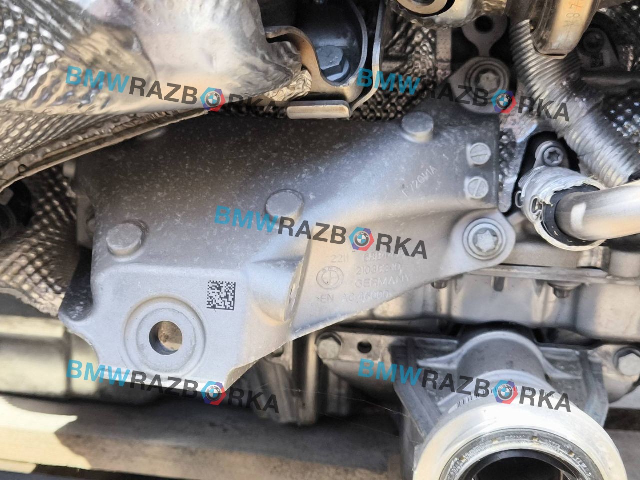 кронштейн двигателя BMW X3 G01 2021, 3.0 л., D, B57 D30 B, дизель, АКПП, внедорожник 5 дв., полный привод, 6884474