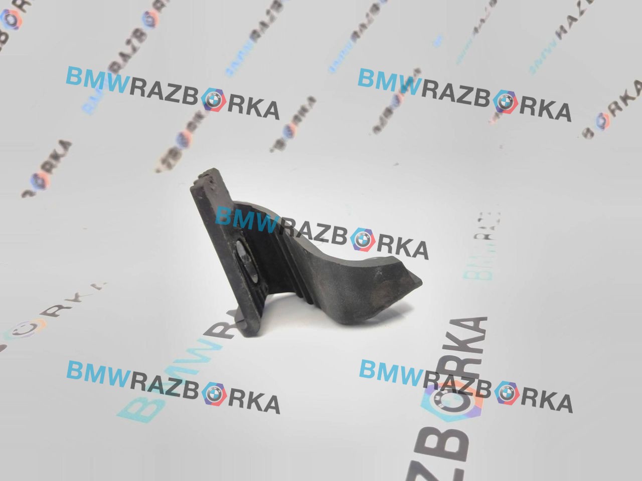 крепление фары правой BMW 4 серия F32/F33 [рестайлинг] F36 2017, 3.0 л., D, N57 D30 B, дизель, АКПП, a300, хетчбэк 5 дв., полный привод, правый руль, 7285598