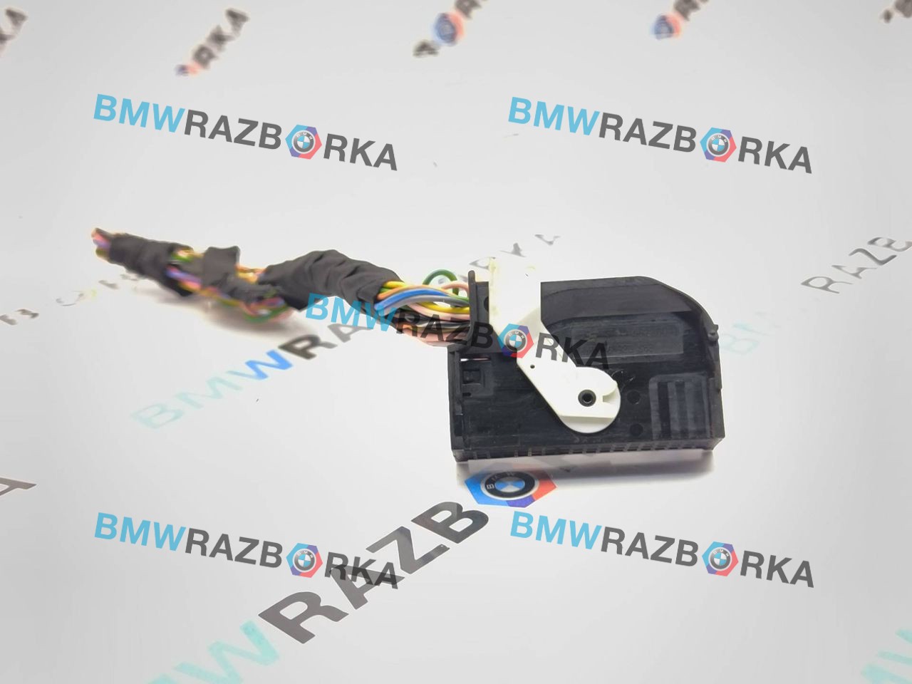 разъем (фишка) проводки BMW 4 серия F32/F33 [рестайлинг] F36 2017, 3.0 л., D, N57 D30 B, дизель, АКПП, a300, хетчбэк 5 дв., полный привод, правый руль, 6920068