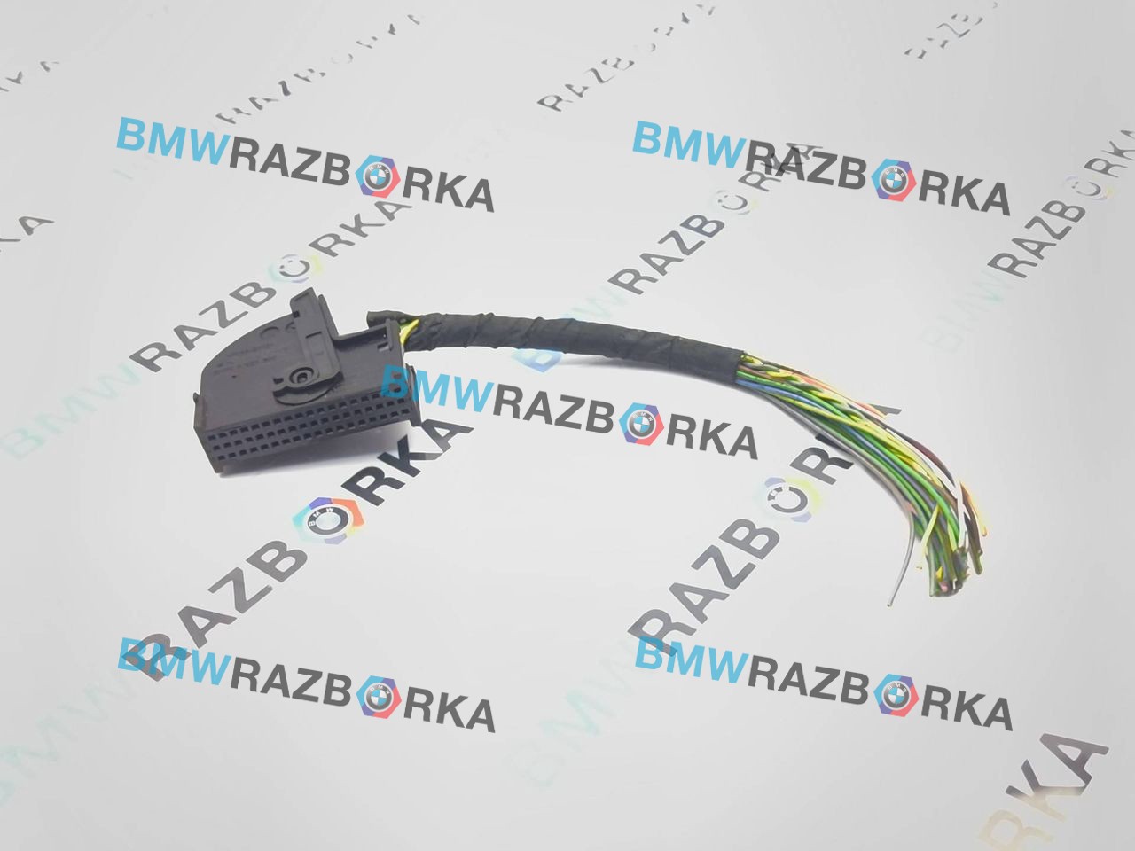 разъем (фишка) проводки BMW 4 серия F32/F33 [рестайлинг] F36 2017, 3.0 л., D, N57 D30 B, дизель, АКПП, a300, хетчбэк 5 дв., полный привод, правый руль, 6925200
