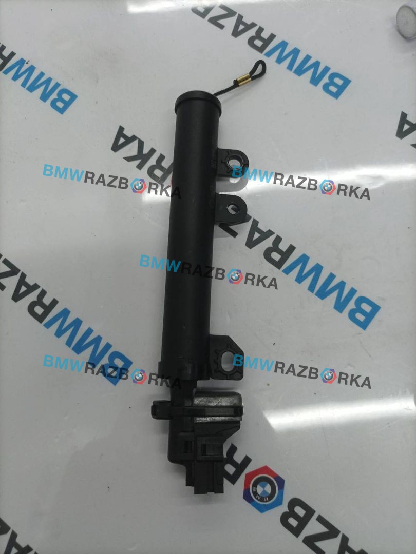 петля бардачка BMW i7 G70/G71 2024, электро, АКПП, c3z, седан, задний привод, правый руль, 9870509