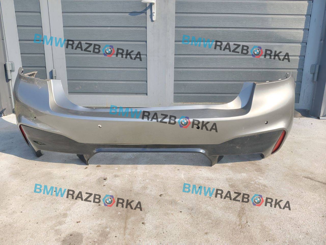бампер задний BMW M5 F90 2019, 4.4 л., S63 B44 B, бензин, АКПП, c28, седан, полный привод