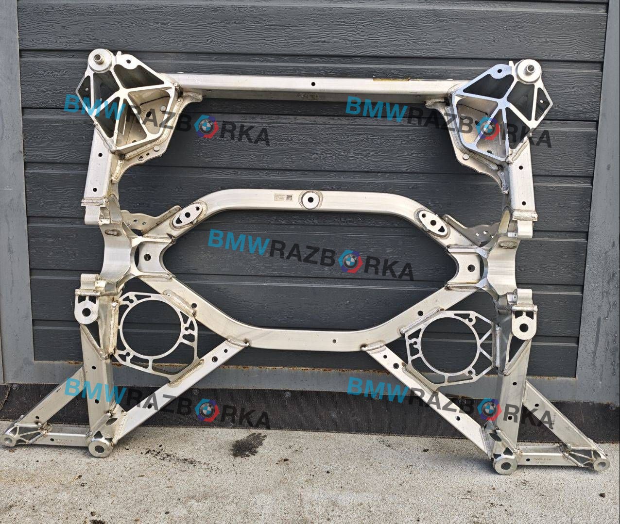 балка подвески передняя (подрамник) BMW M3 G80/G81 G80 2024, S58B30A, АКПП, седан, полный привод, 8095644