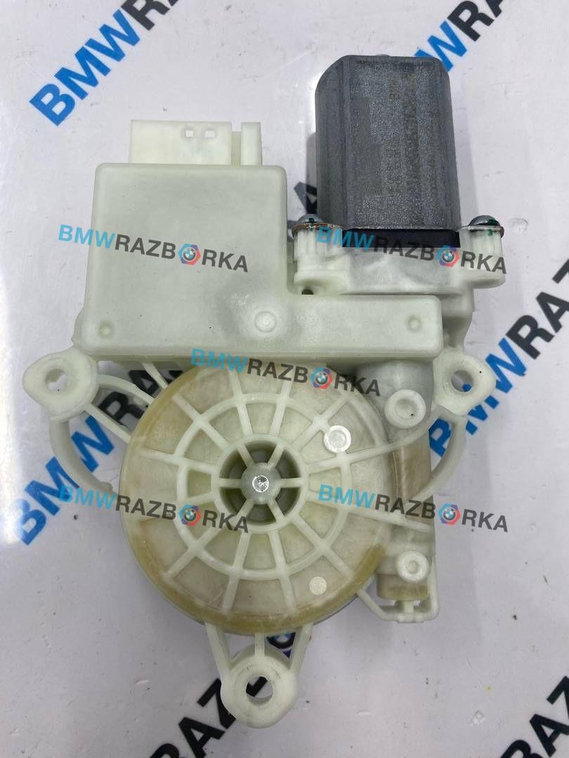 моторчик стеклоподъемника задний правый BMW X7 G07 2019, 3.0 л., B57 D30 C, дизель, АКПП, 475, внедорожник 5 дв., полный привод, 9479074