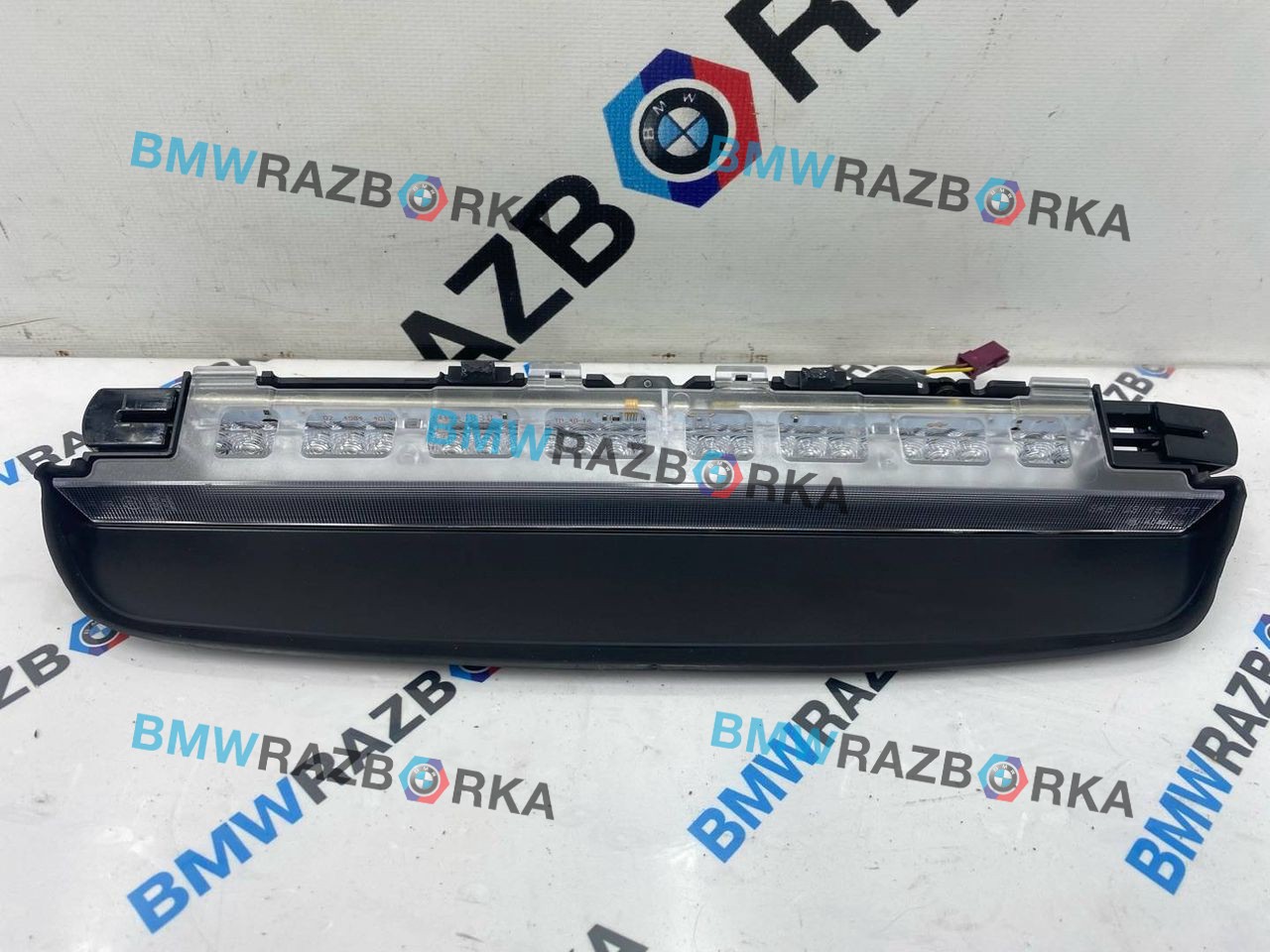 дополнительный стоп-сигнал BMW M5 F90 2019, 4.4 л., S63 B44 B, бензин, АКПП, c28, седан, полный привод, 7360527
