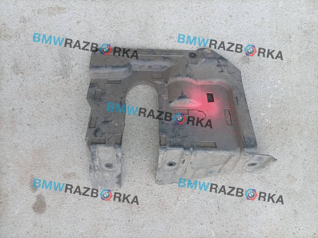 кожух (защита) рулевого механизма BMW X7 G07 2019, 3.0 л., B57 D30 C, дизель, АКПП, 475, внедорожник 5 дв., полный привод, 51717424917, 7424917