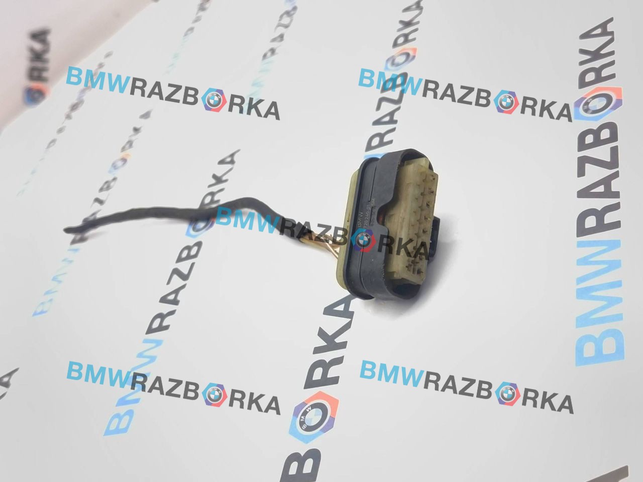разъем (фишка) проводки BMW M4 G82/G83 G82 2023, 3.0 л., S58B30A, бензин, купе, полный привод, 8720240