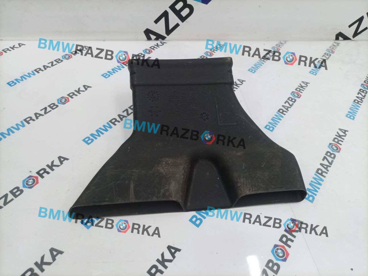 воздуховод печки BMW M5 F90 2019, 4.4 л., S63 B44 B, бензин, АКПП, c28, седан, полный привод, 51477375761, 7375761
