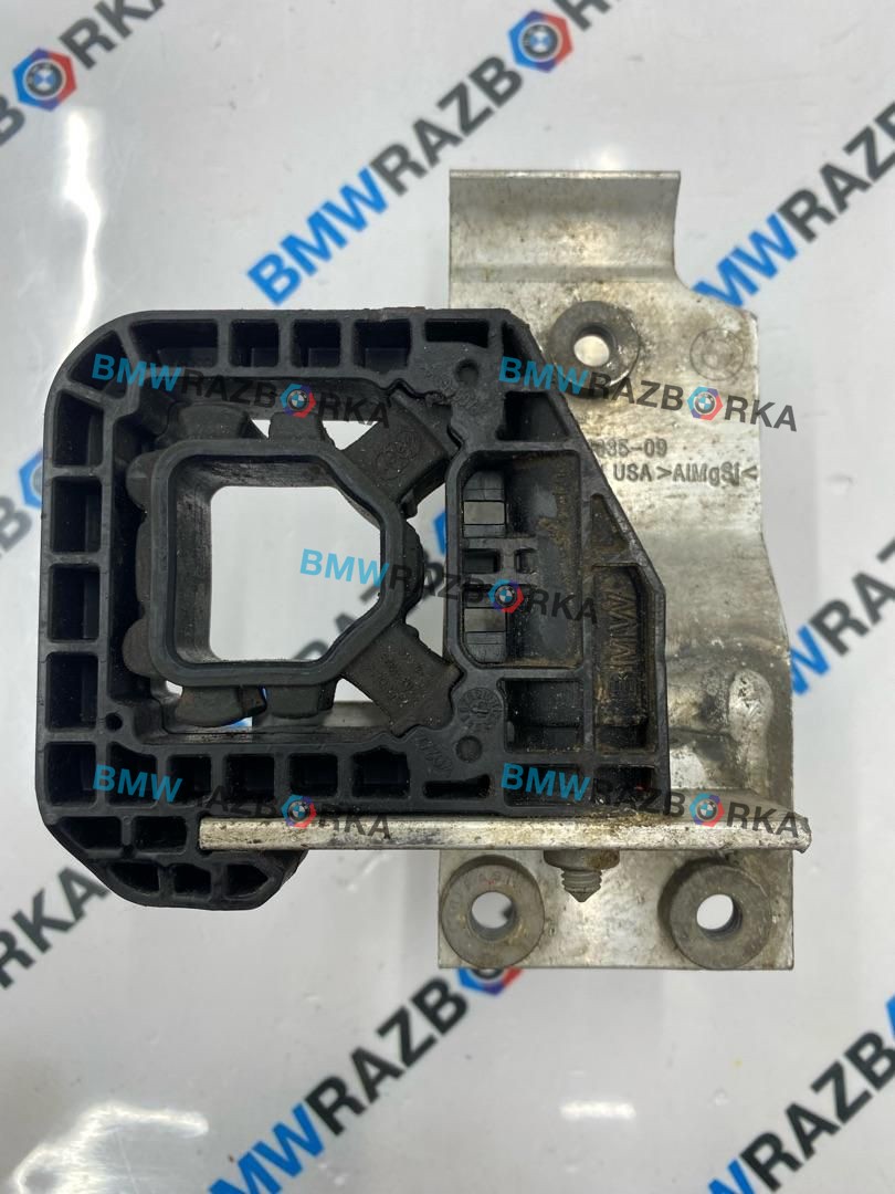 кронштейн радиатора BMW X7 G07 2019, 3.0 л., B57 D30 C, дизель, АКПП, 475, внедорожник 5 дв., полный привод, 51117421635, 7421635, 8659076, 17118659076