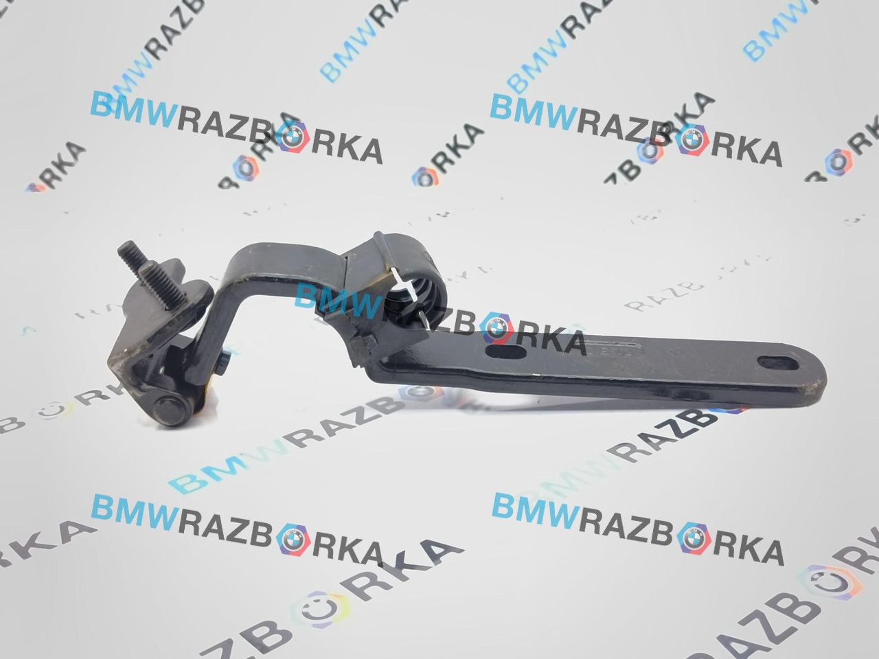 петля крышки багажника Toyota Supra 5 поколение A90 A90 2019, 3.0 л., бензин, АКПП, d05, купе, задний привод, 8811410