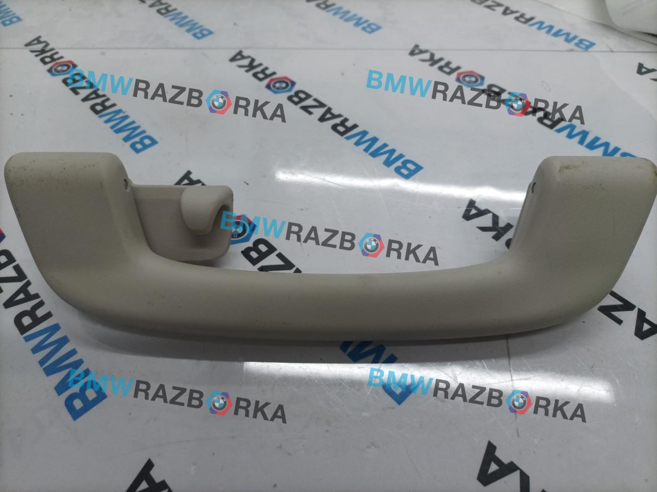 ручка внутренняя потолочная BMW i7 G70/G71 2024, электро, АКПП, c3z, седан, задний привод, правый руль, 6521524