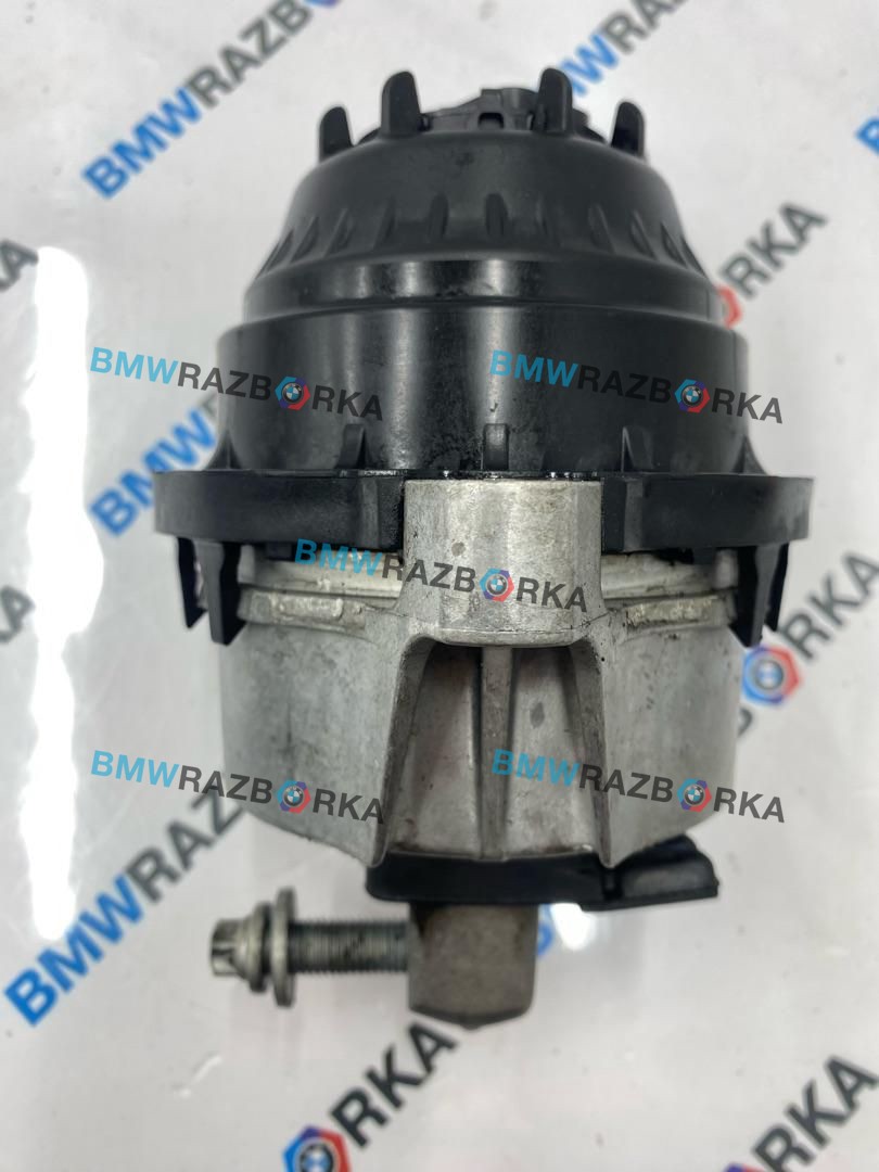 подушка крепления двигателя BMW X5 G05 [рестайлинг] G05 2025, 3.0 л., B57 D30 B, дизель, АКПП, c35, внедорожник 5 дв., полный привод, 9846462