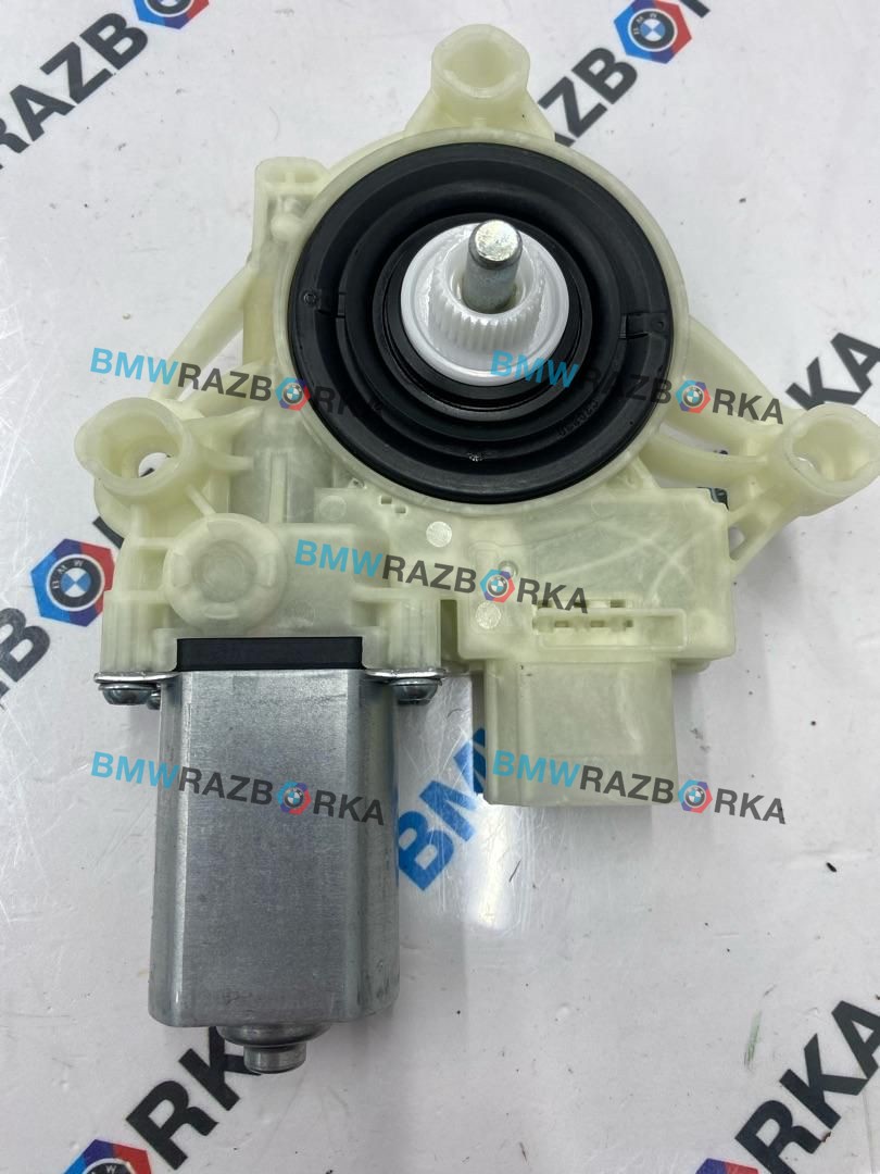моторчик стеклоподъемника задний правый BMW X3 G45 2025, 2.0 л., B48B20P, бензин, АКПП, c4f, внедорожник 5 дв., полный привод, 5A28AC4